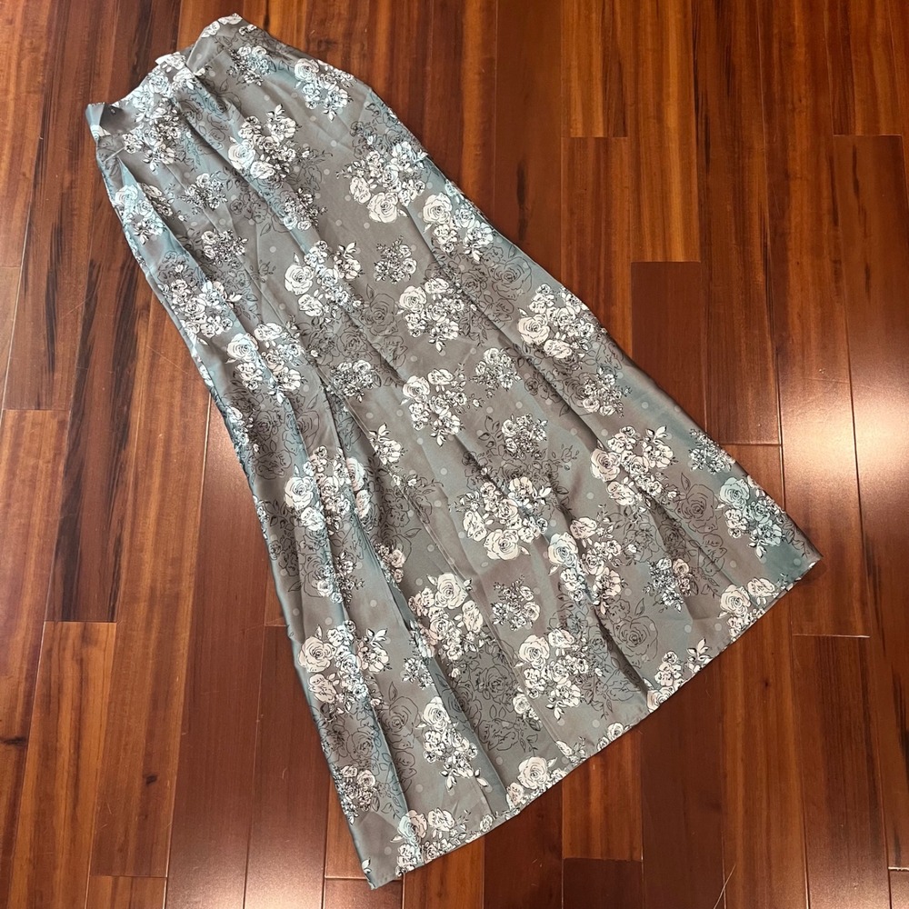 Floral Satin Maxi Skirt Gray White High Waist A-Line USA Made New Size XS XXS